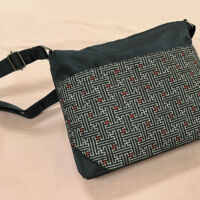 ショルダーバッグ横型(秋名バラ柄赤)